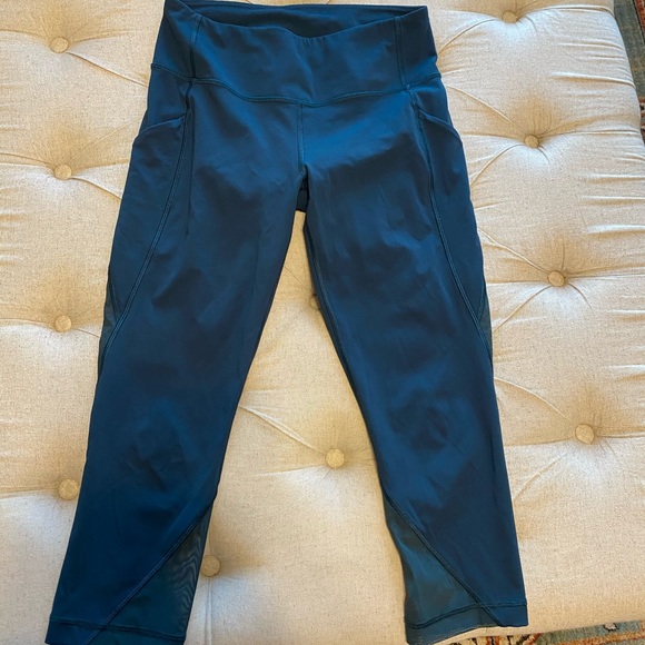 lululemon athletica Pants - LuLu Lemon Cropped Leggings